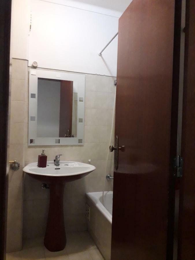 Apartamento 300 Metros Do Santuario De Fatima T4 Exterior photo