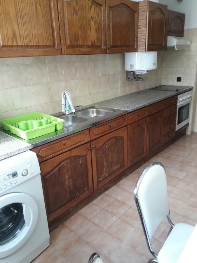 Apartamento 300 Metros Do Santuario De Fatima T4 Exterior photo