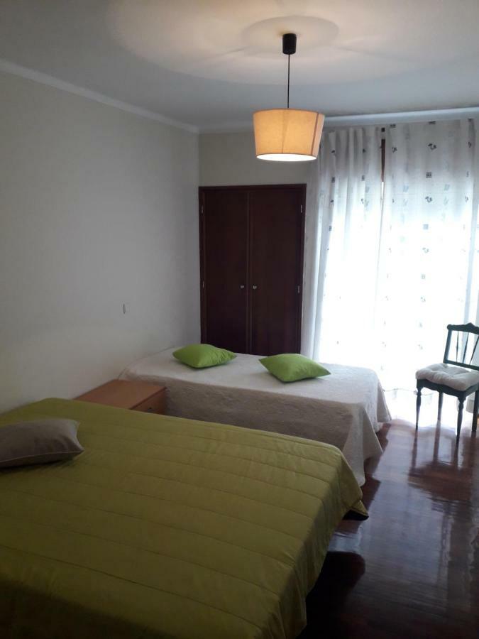 Apartamento 300 Metros Do Santuario De Fatima T4 Exterior photo